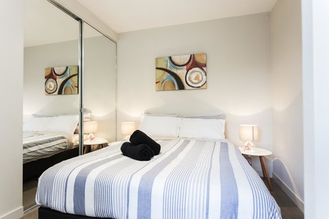 Complete Host 50 Claremont St Apartments - Holiday Adelaide 15