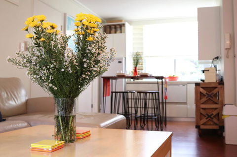 Colour Pop Fitzroy - 3 Bedroom Pet Friendly - Holiday Adelaide 22