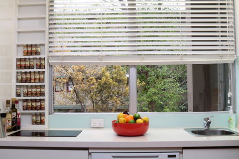 Colour Pop Fitzroy - 3 Bedroom Pet Friendly - Holiday Adelaide 24