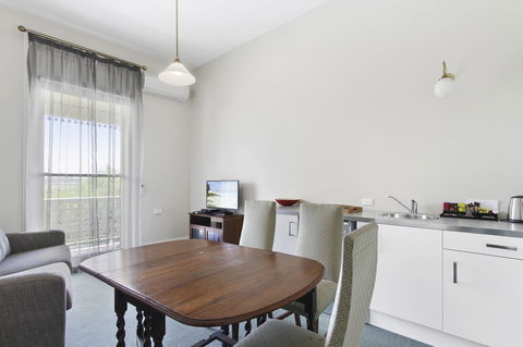 The Riversleigh - Holiday Adelaide 26