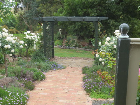 Walnut Cottage Via Leongatha - Holiday Adelaide 7