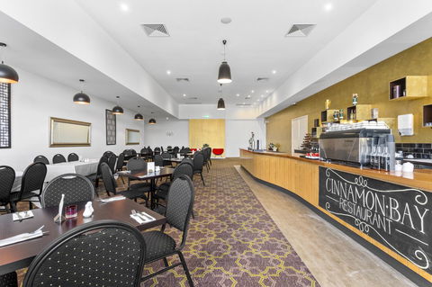 Quality Hotel Point Cook - Holiday Adelaide 17