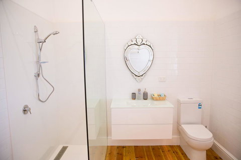 Cape Nelson Lighthouse - Holiday Adelaide 16