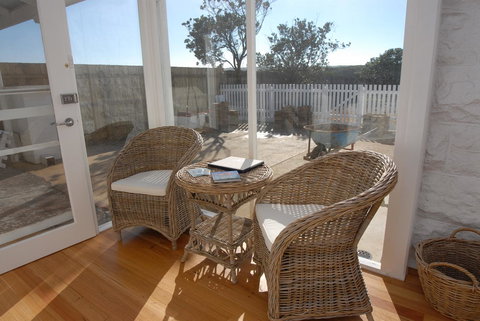 Cape Nelson Lighthouse - Holiday Adelaide 22