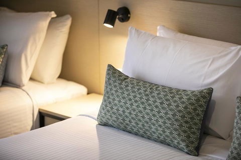 Nightcap At Excelsior Hotel - Holiday Adelaide 27