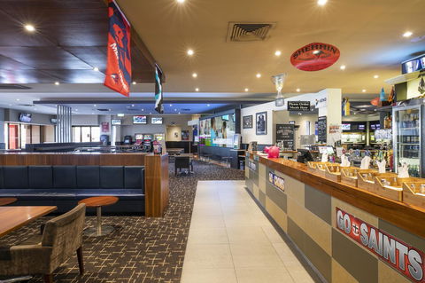 Nightcap At Excelsior Hotel - Holiday Adelaide 7