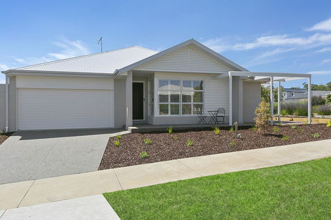 Tidal Changes - Rejuvenate Stays - Holiday Adelaide 9
