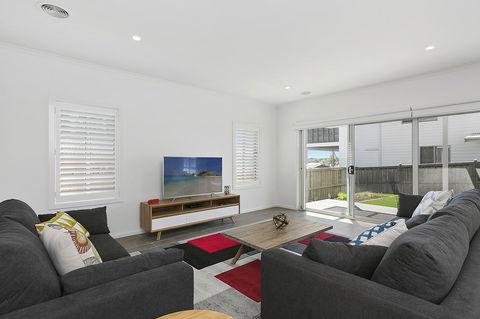 Tidal Changes - Rejuvenate Stays - Holiday Adelaide 3