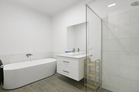 Tidal Changes - Rejuvenate Stays - Holiday Adelaide 8