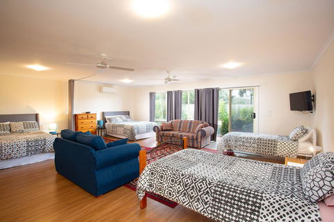 Austral Place 88 Via Merri River - Holiday Adelaide 15