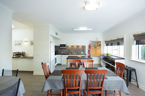Austral Place 88 Via Merri River - Holiday Adelaide 2
