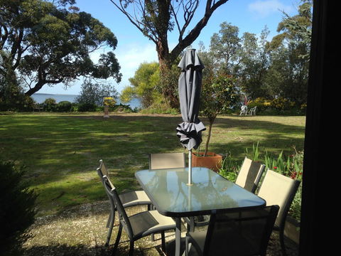 Swan Cove Beachfront - Holiday Adelaide 15