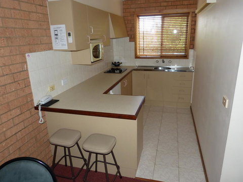 Blue Whale Motor Inn & Apartments - Holiday Adelaide 25