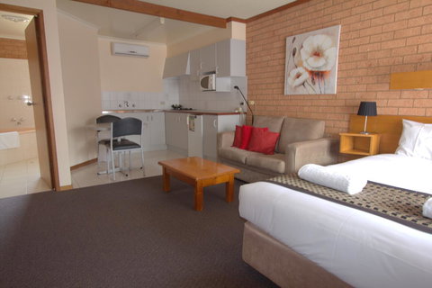 Blue Whale Motor Inn & Apartments - Holiday Adelaide 20