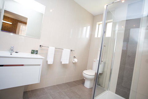 Blue Whale Motor Inn & Apartments - Holiday Adelaide 7