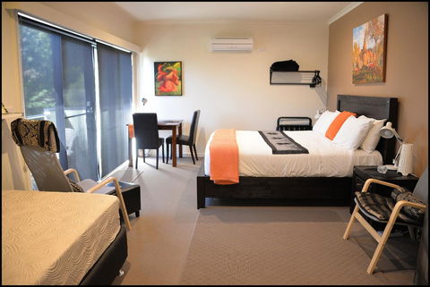 Deville At Healesville - Holiday Adelaide 4