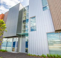 Docklands Waterfront Luxury Villa - Holiday Adelaide