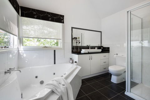 Cottage 4A - Holiday Adelaide 8