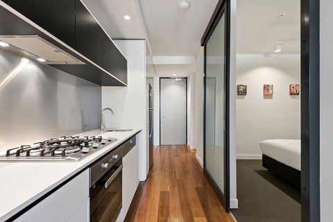 District Apartments Fitzroy - Holiday Adelaide 17