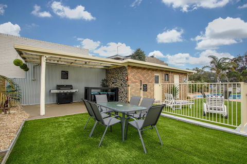 Hybiscus Waterfront Apartments - Holiday Adelaide 35