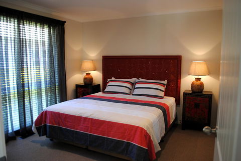 Silverwood House - Holiday Adelaide 6
