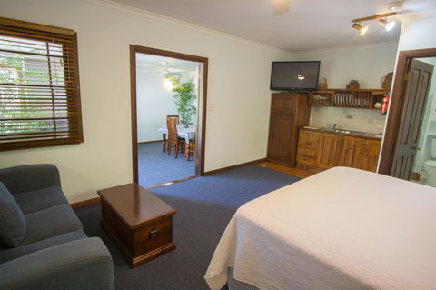 Debbie\'s Place - Holiday Adelaide 42