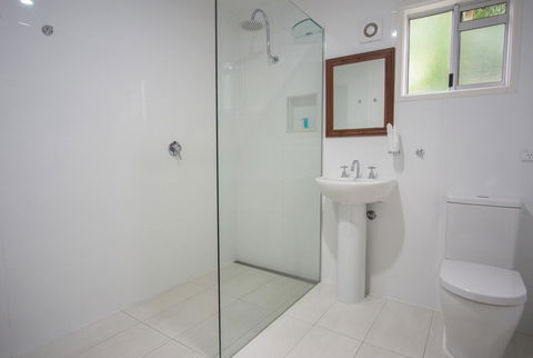 Debbie\'s Place - Holiday Adelaide 16