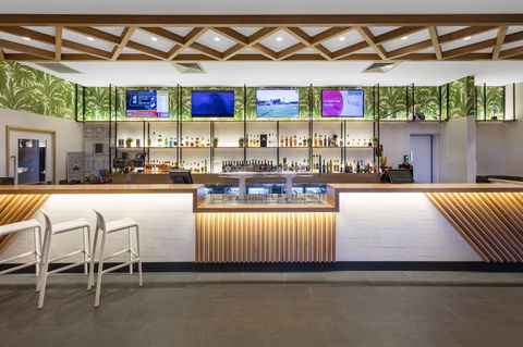 Ramada By Wyndham Marcoola Beach - Holiday Adelaide 33