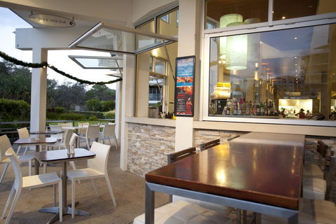 Ramada By Wyndham Marcoola Beach - Holiday Adelaide 24
