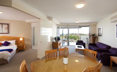 Ramada By Wyndham Marcoola Beach - Holiday Adelaide 30