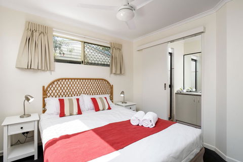 Rainbow Getaway Holiday Apartments - Holiday Adelaide 5