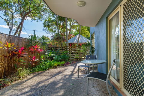 Rainbow Getaway Holiday Apartments - Holiday Adelaide 7