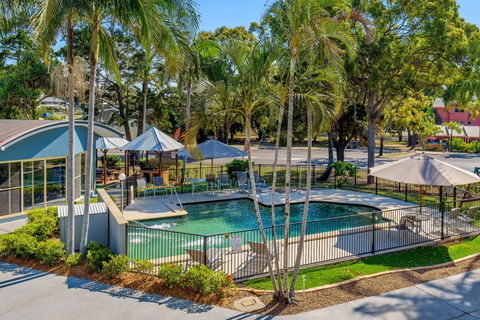 Rainbow Getaway Holiday Apartments - Holiday Adelaide 0