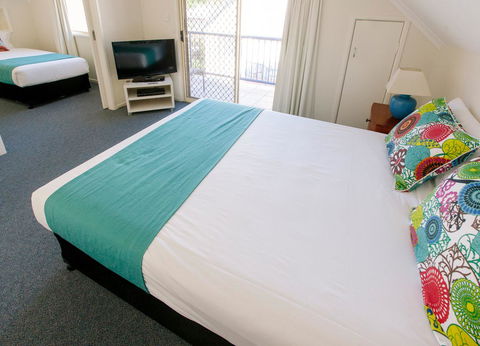 Rainbow Getaway Holiday Apartments - Holiday Adelaide 23