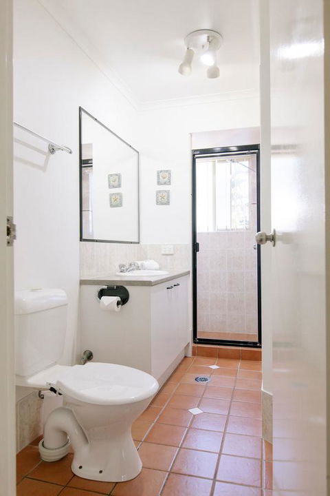 Rainbow Getaway Holiday Apartments - Holiday Adelaide 27