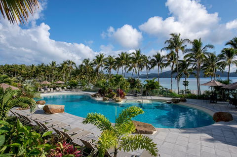 Whitsunday Apartments - Holiday Adelaide 1