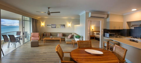 Whitsunday Apartments - Holiday Adelaide 5