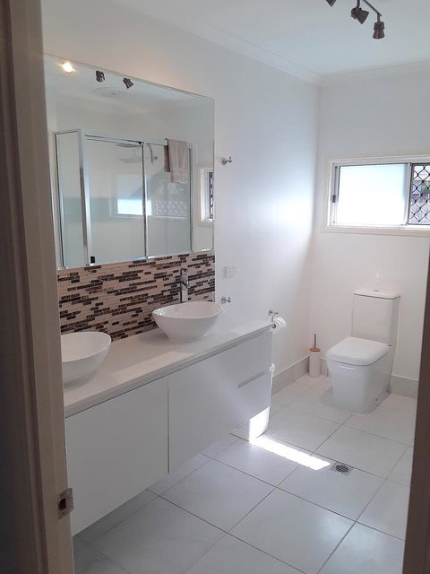 The Peacocks Nest - Holiday Adelaide 7