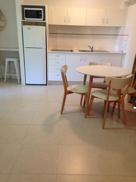 Chez Noosa Resort Motel - Holiday Adelaide 30