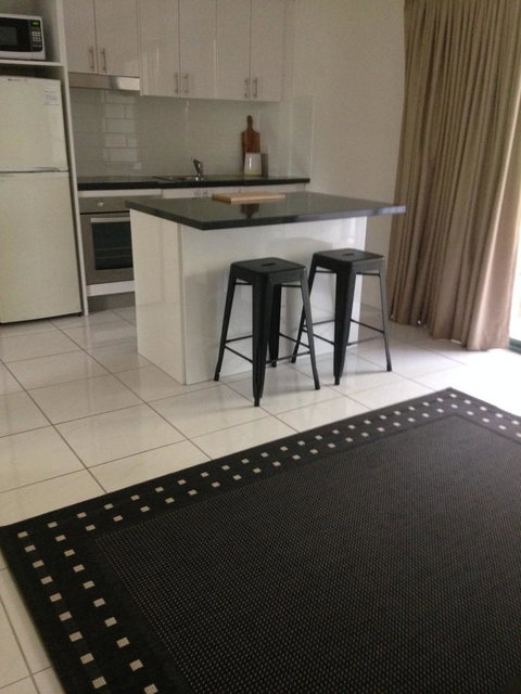 Chez Noosa Resort Motel - Holiday Adelaide 29