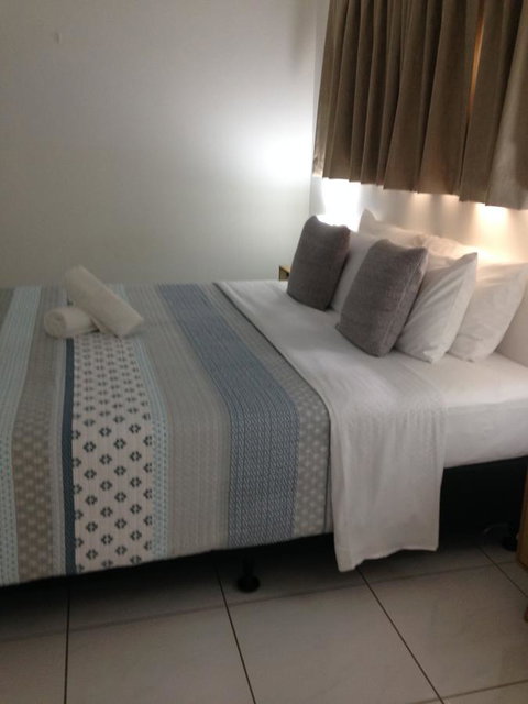Chez Noosa Resort Motel - Holiday Adelaide 27