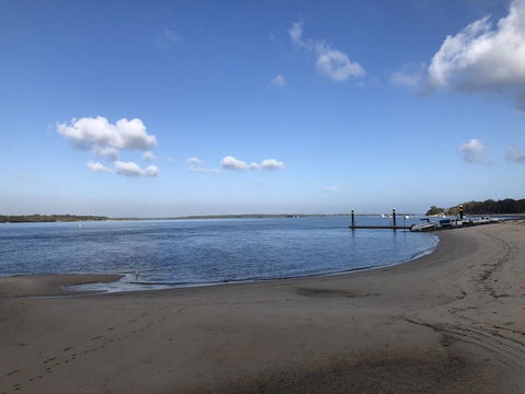 Bribie Island Hotel - Holiday Adelaide 6