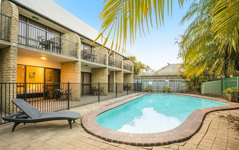 Nightcap At Kawana Waters Hotel - Holiday Adelaide 5