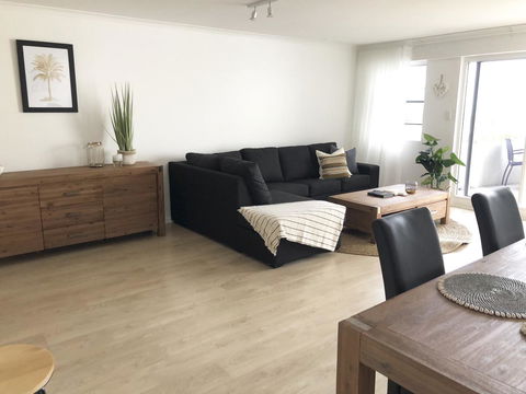 Sunshine Beach Luxe Apartment - Holiday Adelaide 32