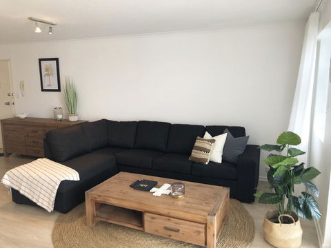 Sunshine Beach Luxe Apartment - Holiday Adelaide 7