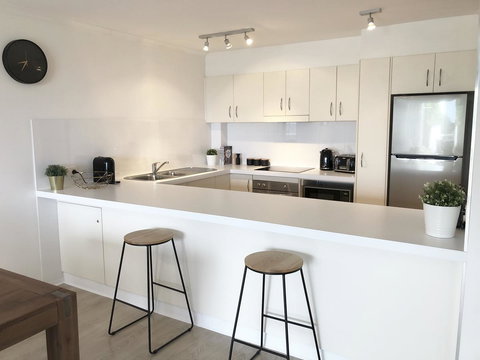 Sunshine Beach Luxe Apartment - Holiday Adelaide 2