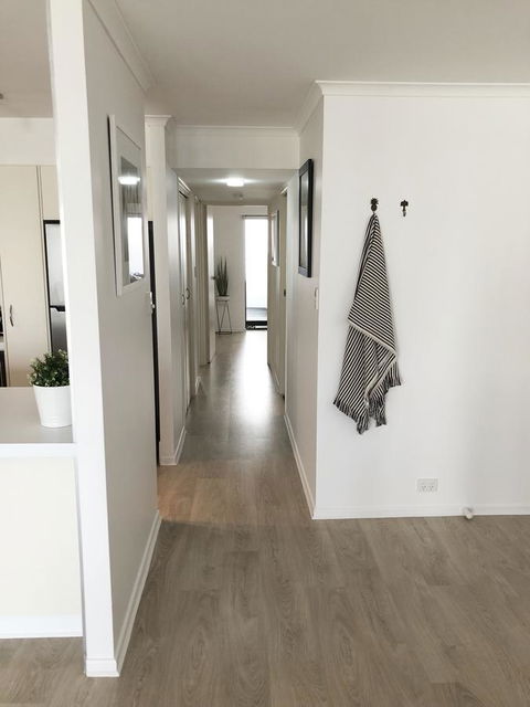 Sunshine Beach Luxe Apartment - Holiday Adelaide 8