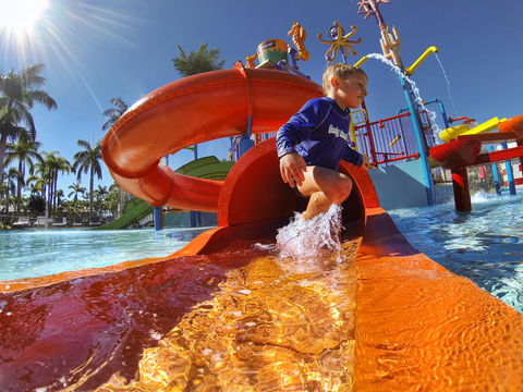 Oaks Sunshine Coast Oasis Resort - Holiday Adelaide 8