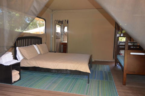 Castaways Moreton Island - Holiday Adelaide 5