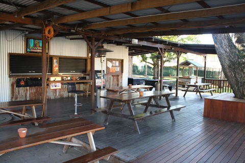 Nomads Airlie Beach - Holiday Adelaide 2